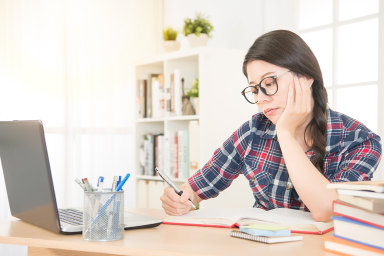 student getting tips and tricks related to essay writing homework and assignment student getting tips and tricks for Essay Writing Help